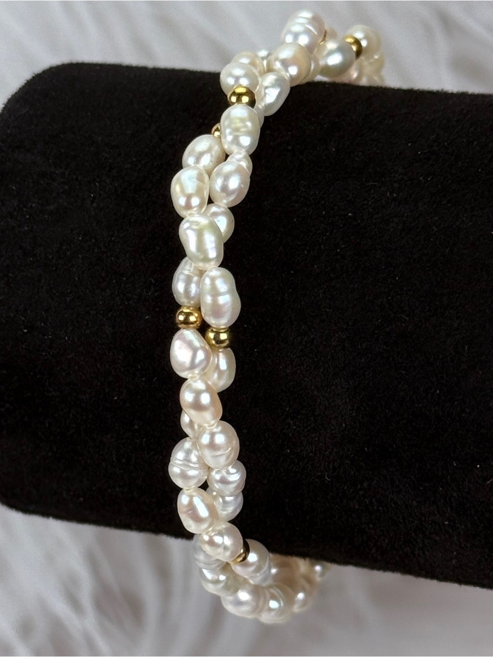 Vintage Avon Faux Pearl and Goldtone twisted Bracelet
